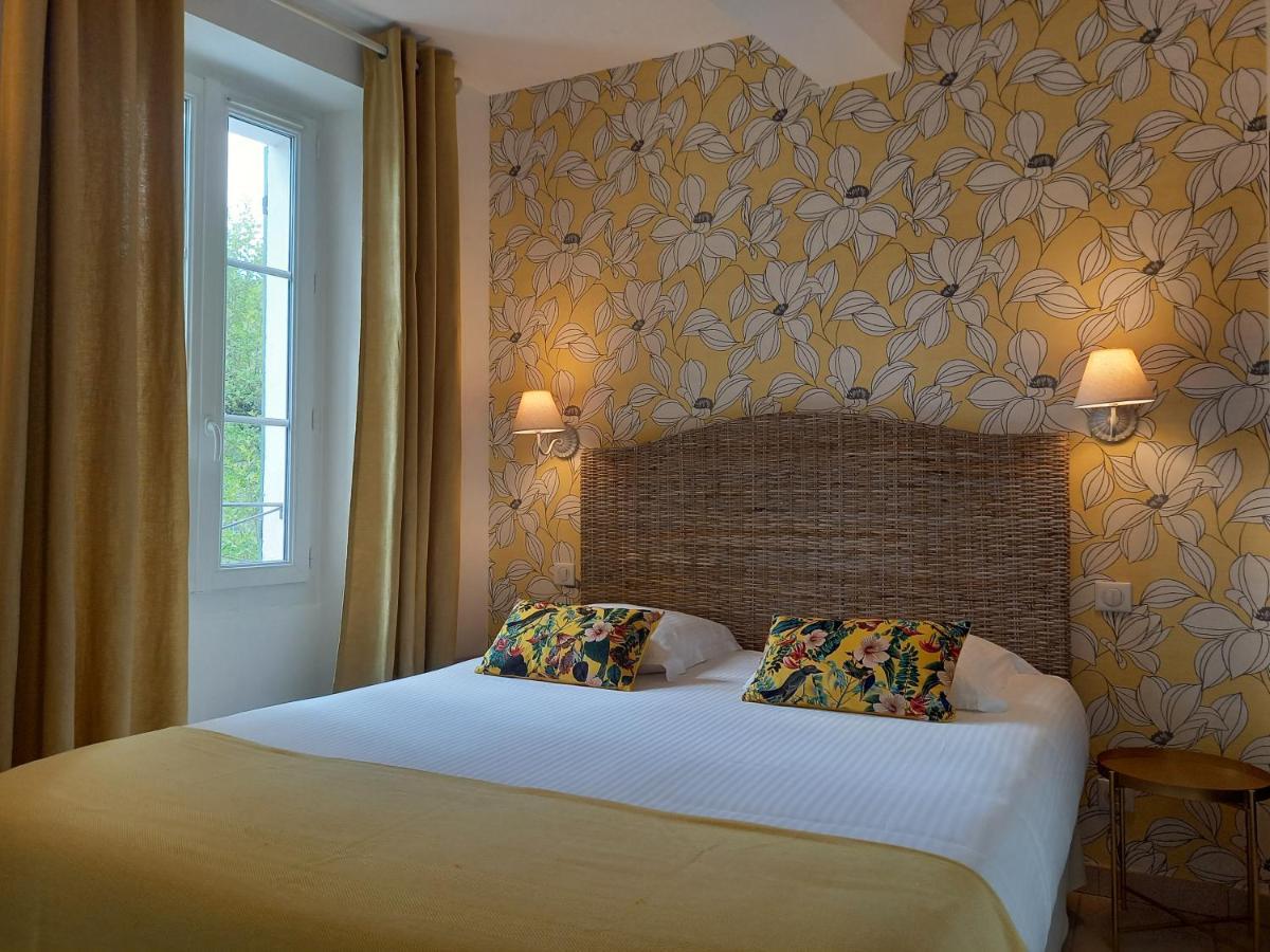 Hotel Restaurant Notre Dame Collobrières Eksteriør billede