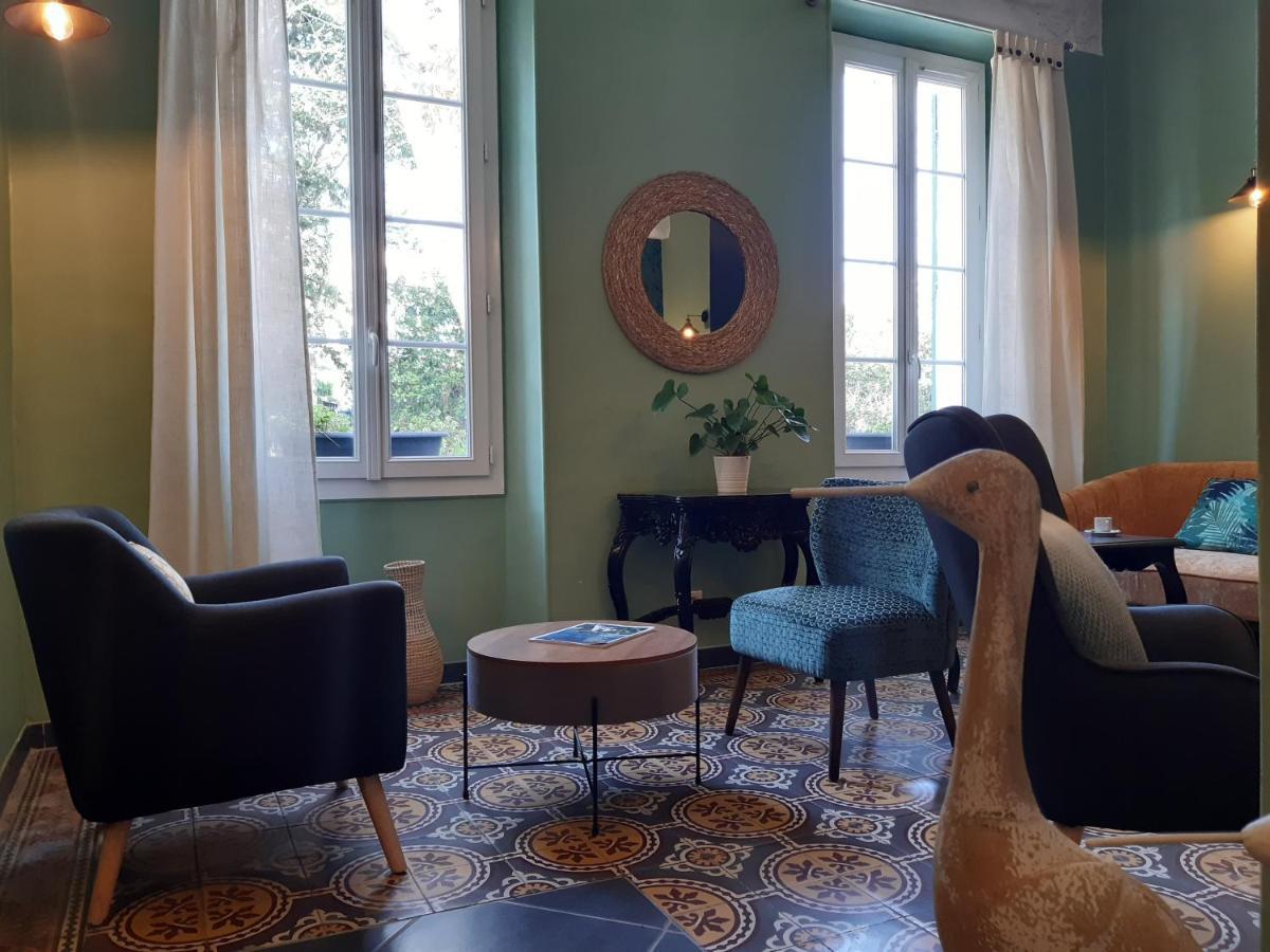 Hotel Restaurant Notre Dame Collobrières Eksteriør billede
